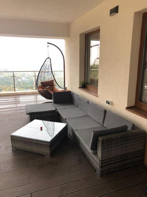Apartamento Modern With City-view Near Poiana