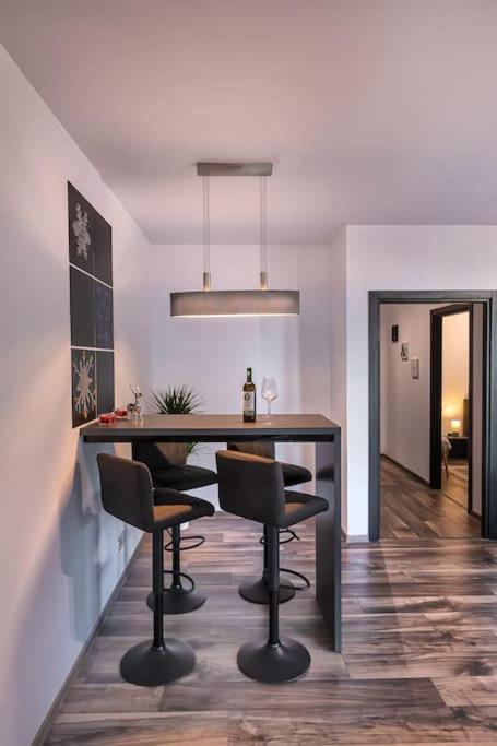 Modern With City-view Near Poiana Apartment Brasov